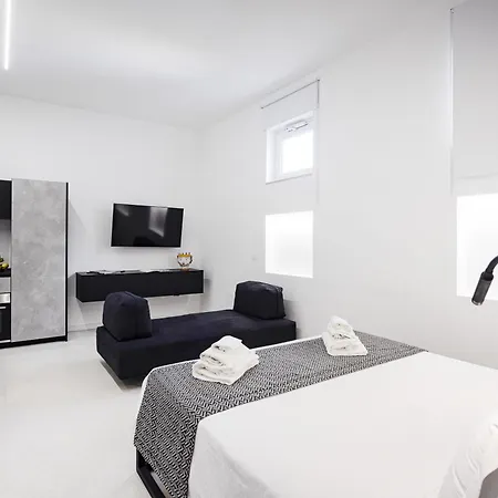 Nostos & Bed & Breakfast 3*