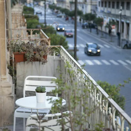 Nostos & Syracuse