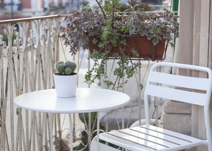 ベッド・アンド・ブレックファスト Nostos & シラクーサ