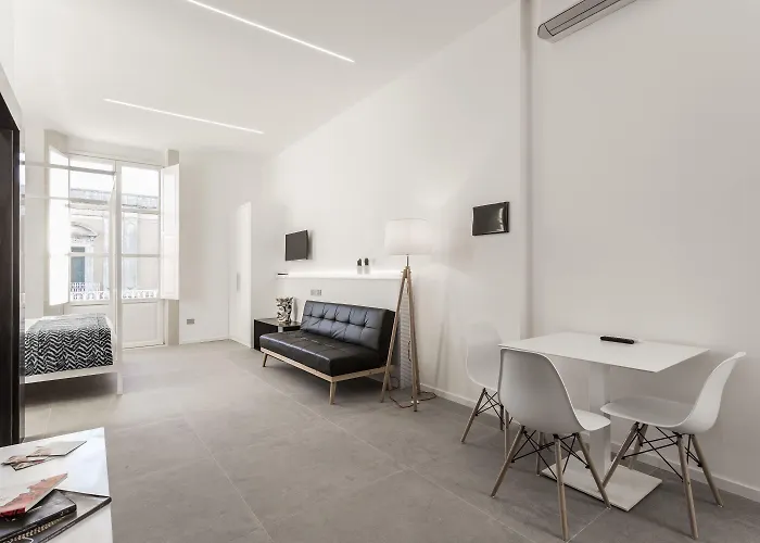 Nostos & Bed & Breakfast