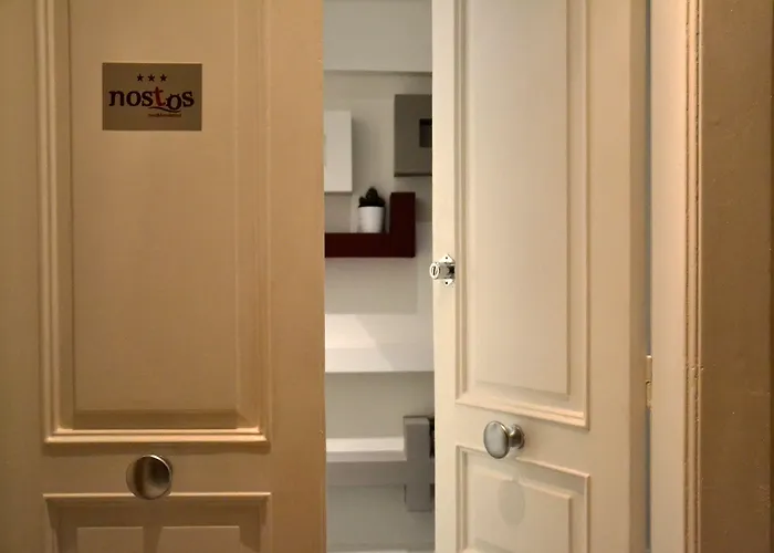 Nostos & Bed & Breakfast